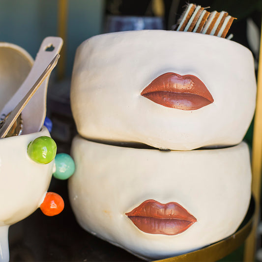 Aretha Low Red Lip Planter